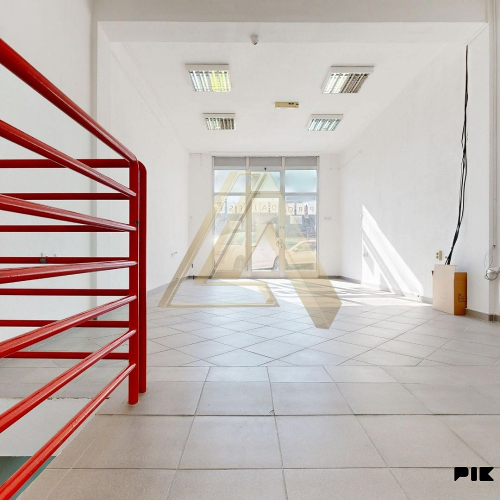 Commercial space with storage rooms, Lauš, Banja Luka