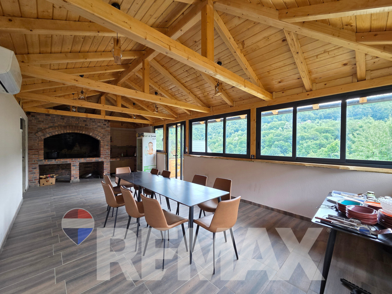 Investiciono imanje-2 bungalova,ladara,pecana,kuća,plac 3160m2 16