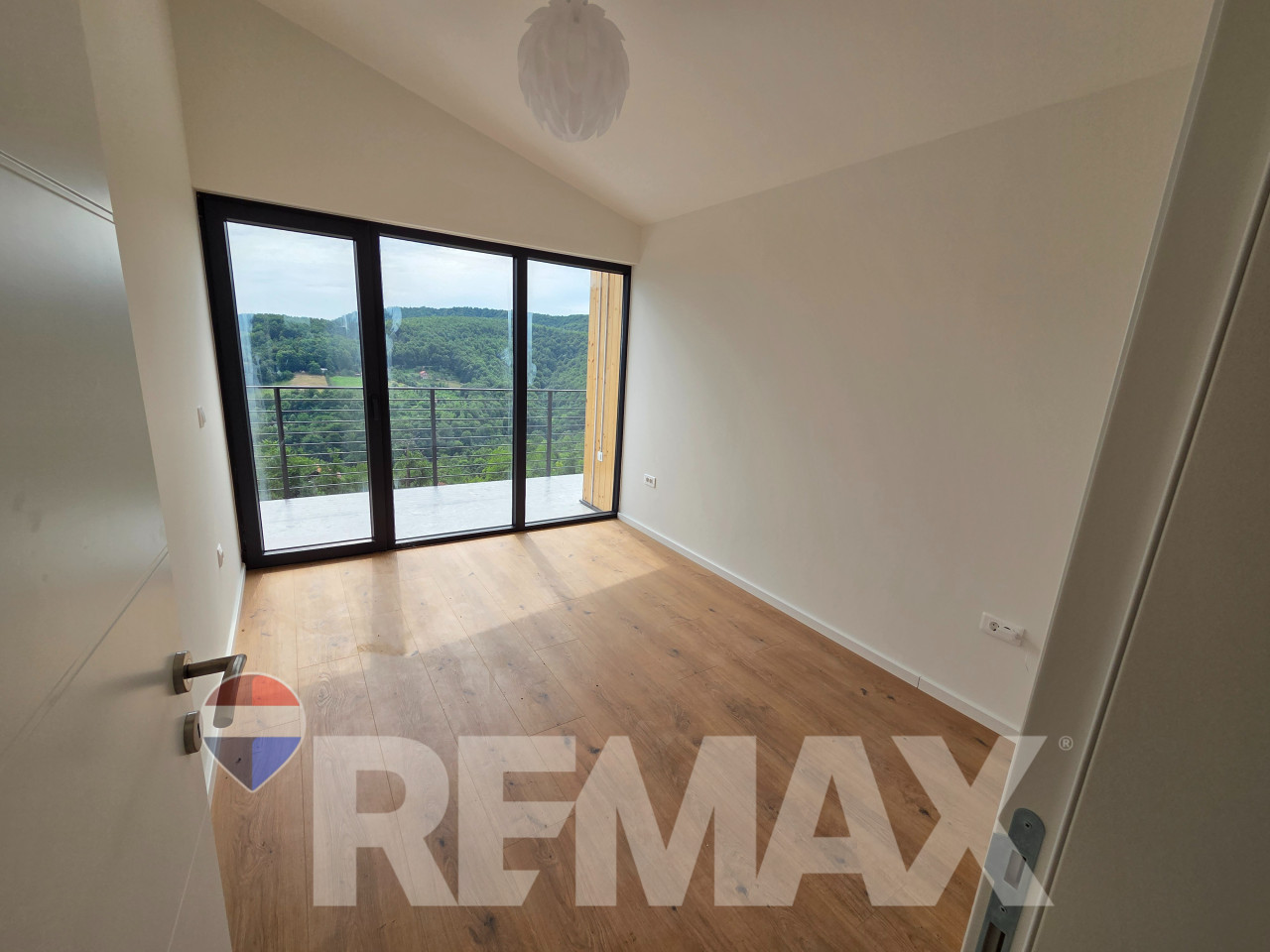 Dva nova objekta Nordikko na placu 904m2, Starčevica, investicija 15