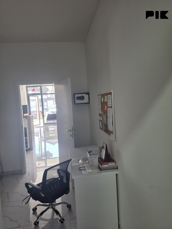 Poslovni prostor Trn 75m2 5