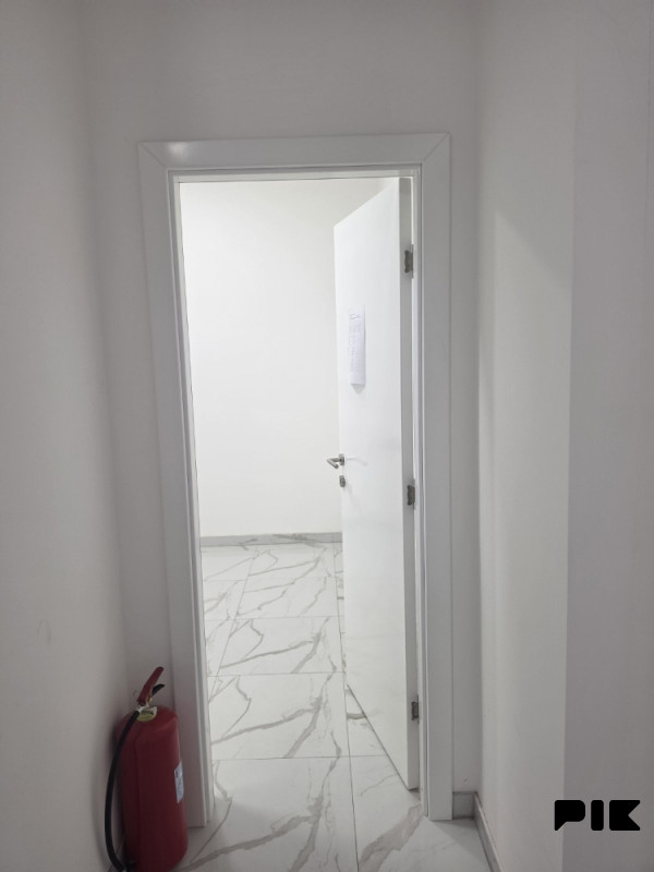 Poslovni prostor Trn 75m2 3