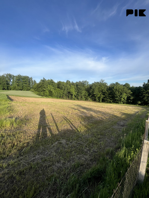 Zemljište plac Slatina 1948m2