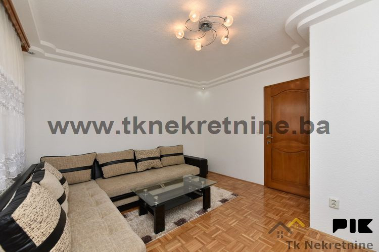 LUKAVAC - Kvalitetan trosoban stan 76 m2, sa garažom 5