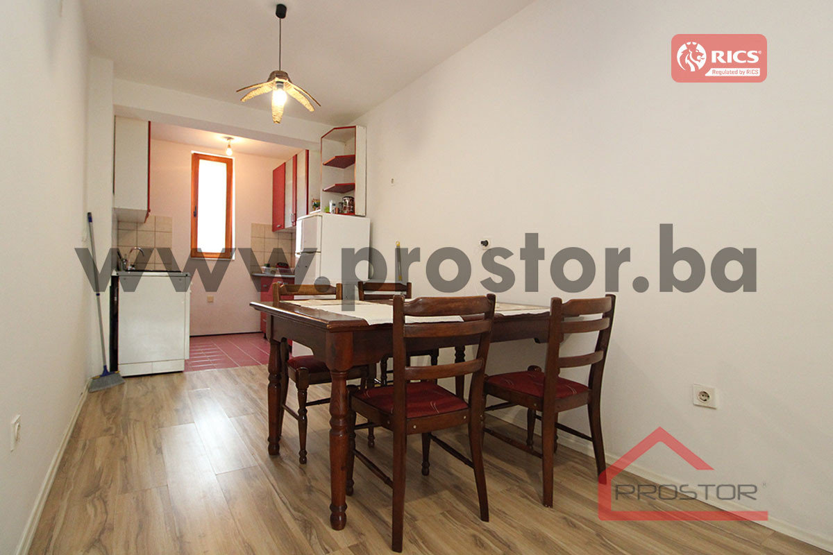 PROSTOR izdaje: Dvosoban stan, 61m2, Velešići 7