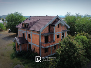 Na prodaju stambeni objekat 317m2, plac 1046m2, Laktaši photo 4