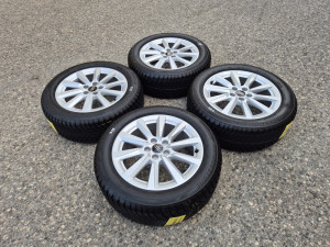 Alu felge 16 5x100 ORIGINAL Audi A1 8X 82A sa zimskim gumama 195/