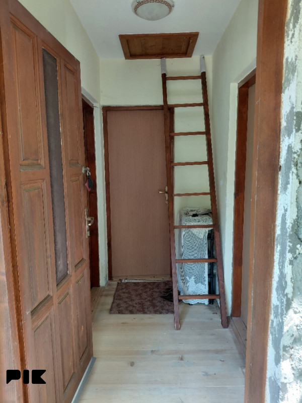Kuca sa zemljistem u naselju Turovi, Trnovo (RS) 7