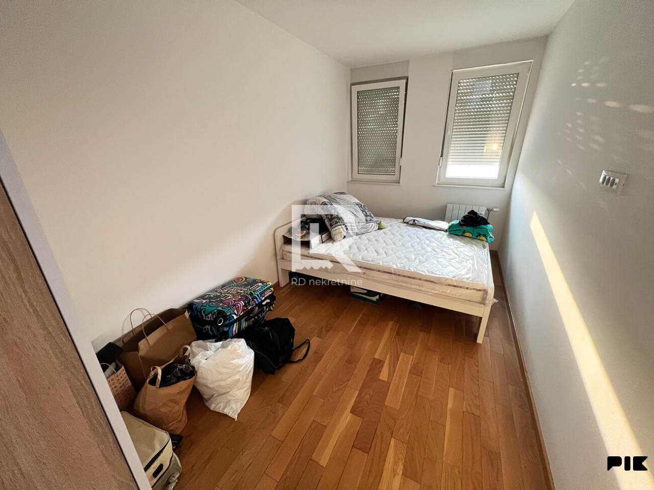 Iznajmljuje se trosoban stan 61 m2, City block 5