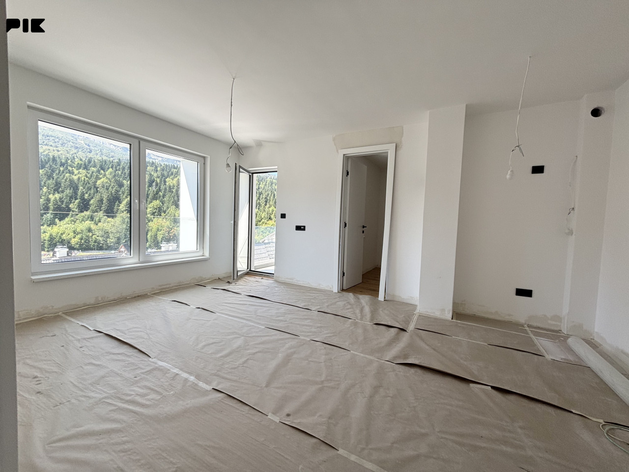 Bjelašnica 51 m2 trosoban sa balkonom Direktni pogled na stazu 6