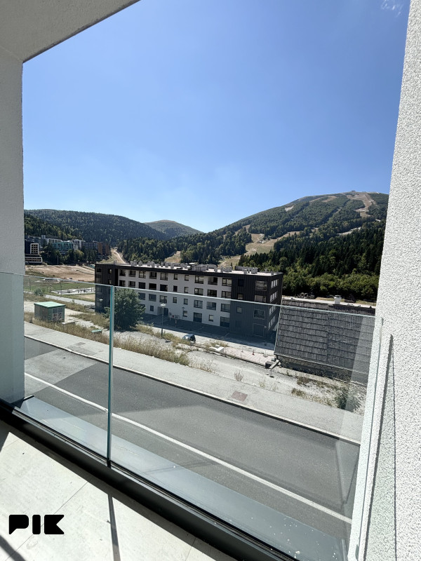 Bjelašnica 51 m2 trosoban sa balkonom Direktni pogled na stazu 9