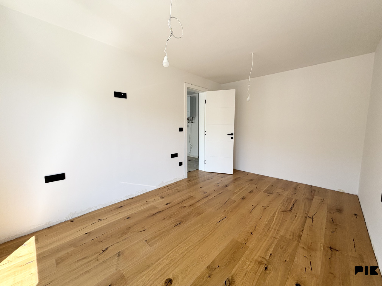 Bjelašnica 51 m2 trosoban sa balkonom Direktni pogled na stazu 17