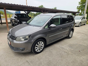 Volkswagen Touran. DSG.