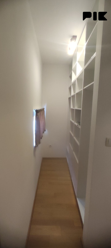 Izdajem stan CENTAR 065/150-112 11