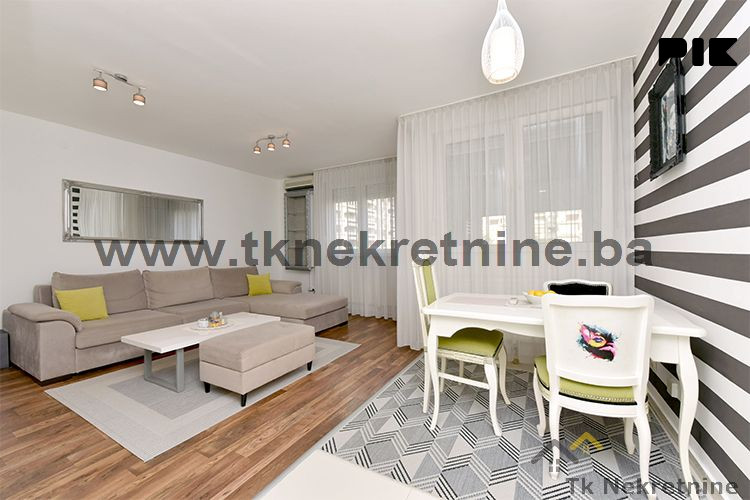 SJENJAK  - Dizajnerski uređen, namješten dvosoban stan 55 m2