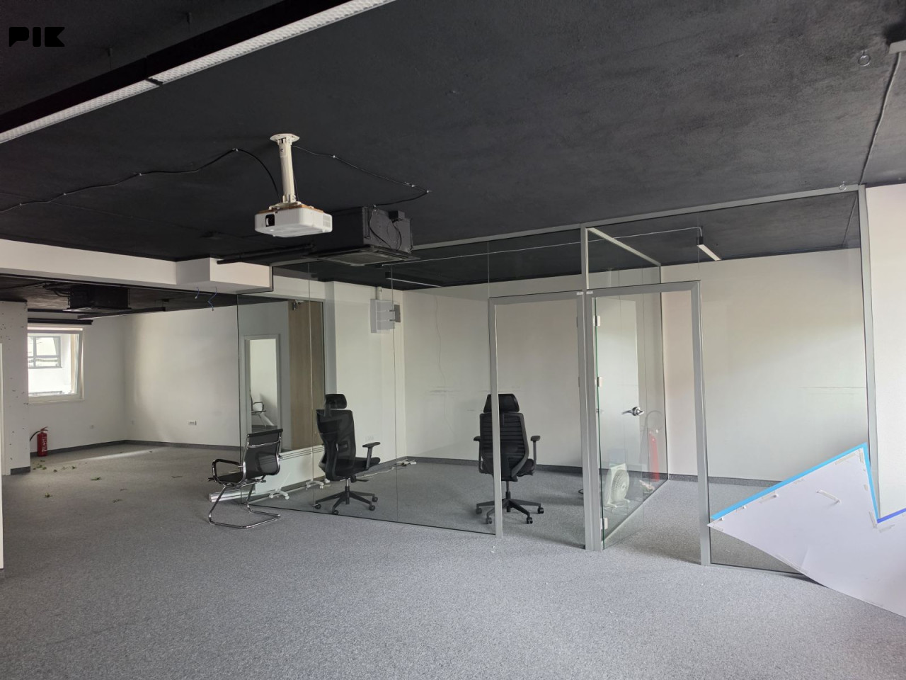 POSLOVNI PROSTOR 330m2 prodaja/najam - BORIK, Banjaluka 2