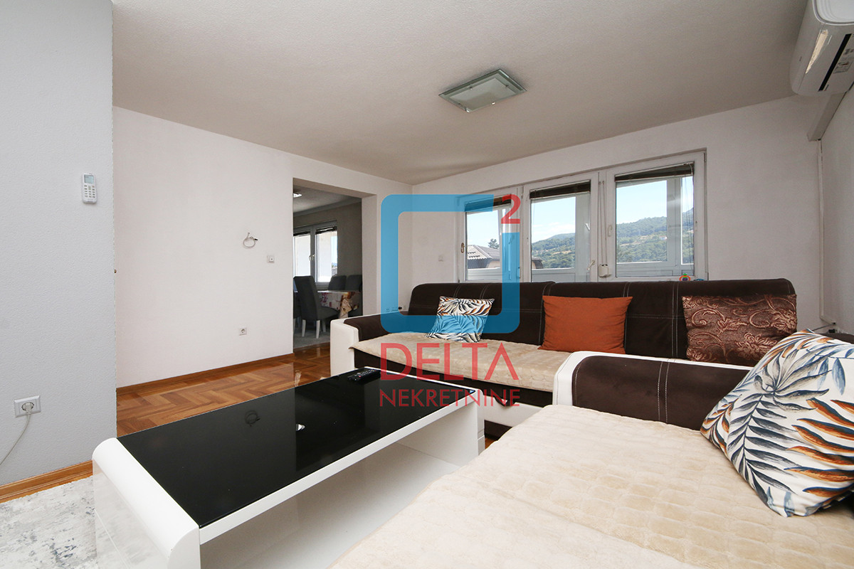Namješten trosoban stan / 74m2 / Vogošća photo 3