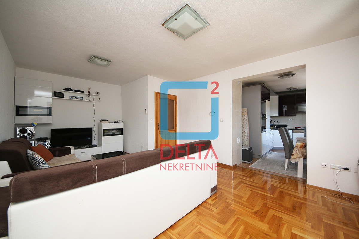 Namješten trosoban stan / 74m2 / Vogošća photo 5