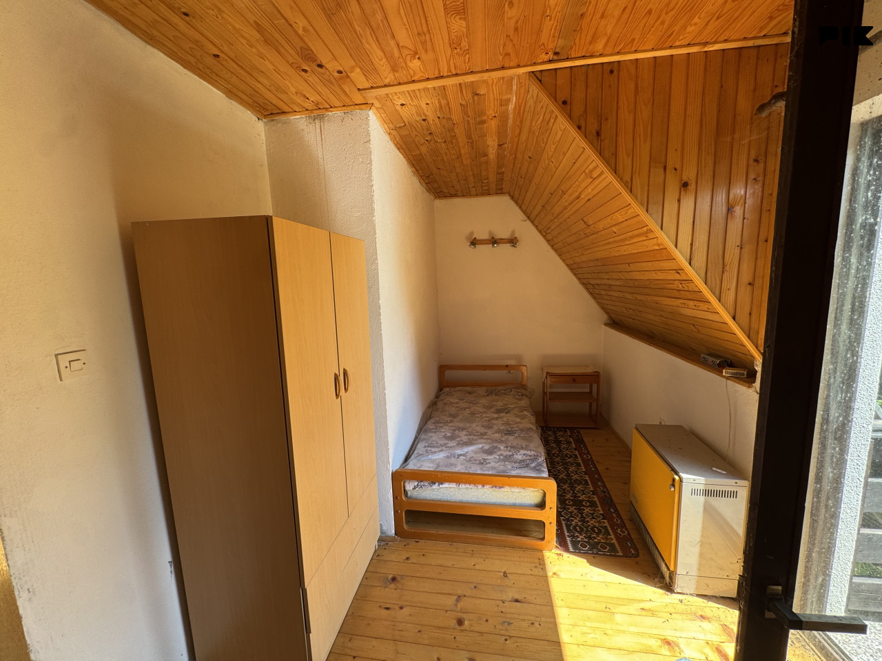 Prelijepa Kuća (Vikendica) Pale+2120m2 Ul. Solunskih dobrovoljaca 19