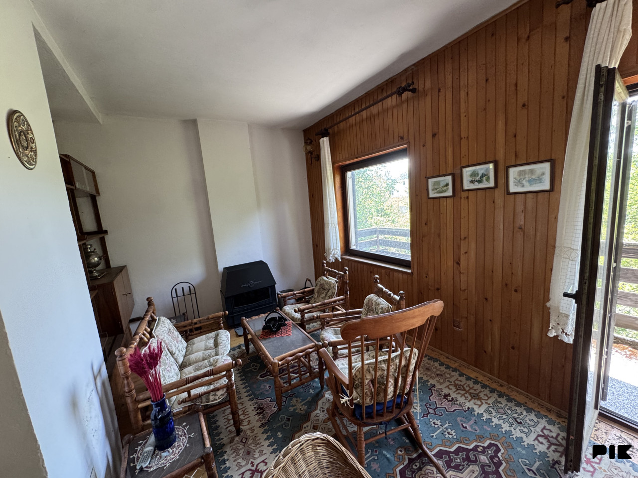Prelijepa Kuća (Vikendica) Pale+2120m2 Ul. Solunskih dobrovoljaca 20