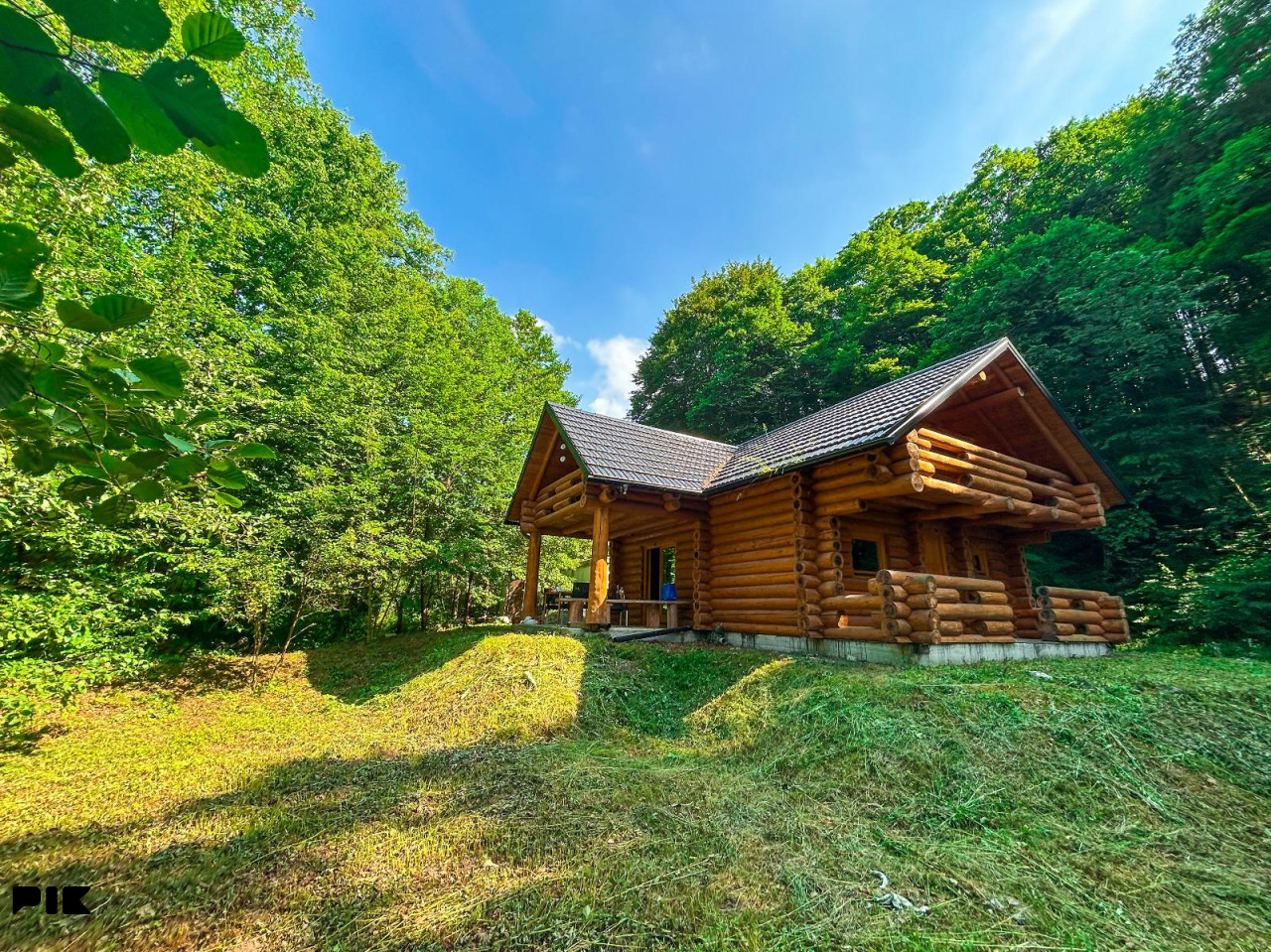 Vikendica Brvnara Teslić, Snjegotina Gornja  1250m2