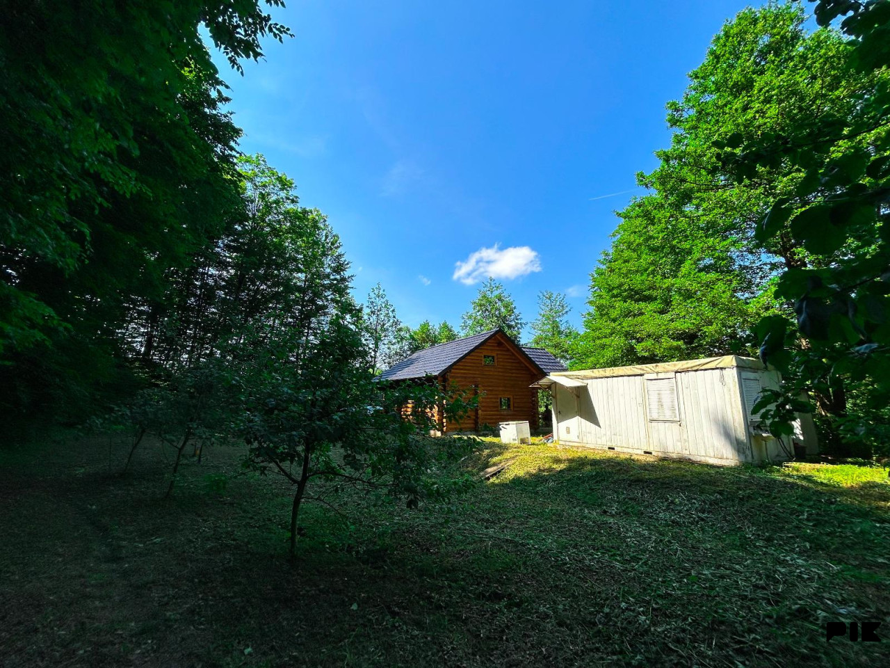 Vikendica Brvnara Teslić, Snjegotina Gornja  1250m2 20