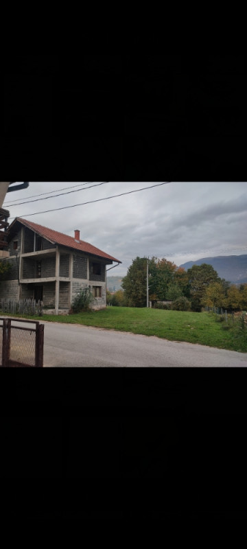 Kuća Travnik Slimena