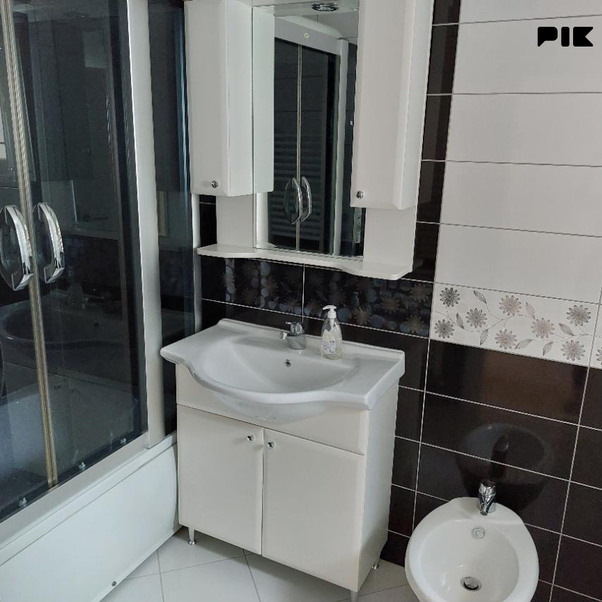 PRODAJA PROSTRANA PORODNIČNA KUCA - POFALIĆI 8