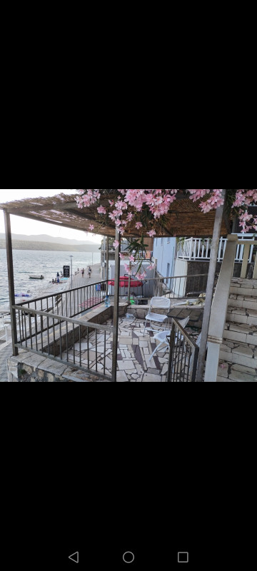 Neum, najam stana. Kontakt br. 063 486 026 5