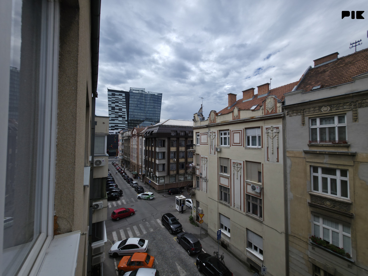 Dvosoban namješten stan, Marijin Dvor 11
