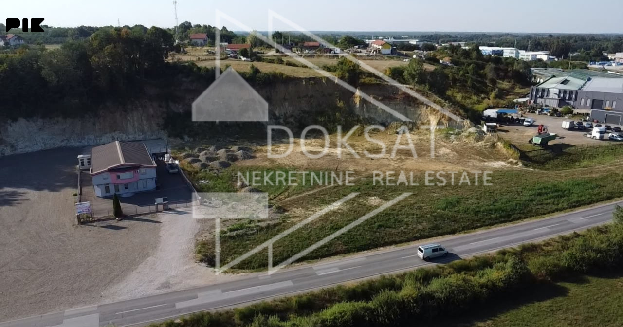 Zemljište Gradačac 2800m2 2