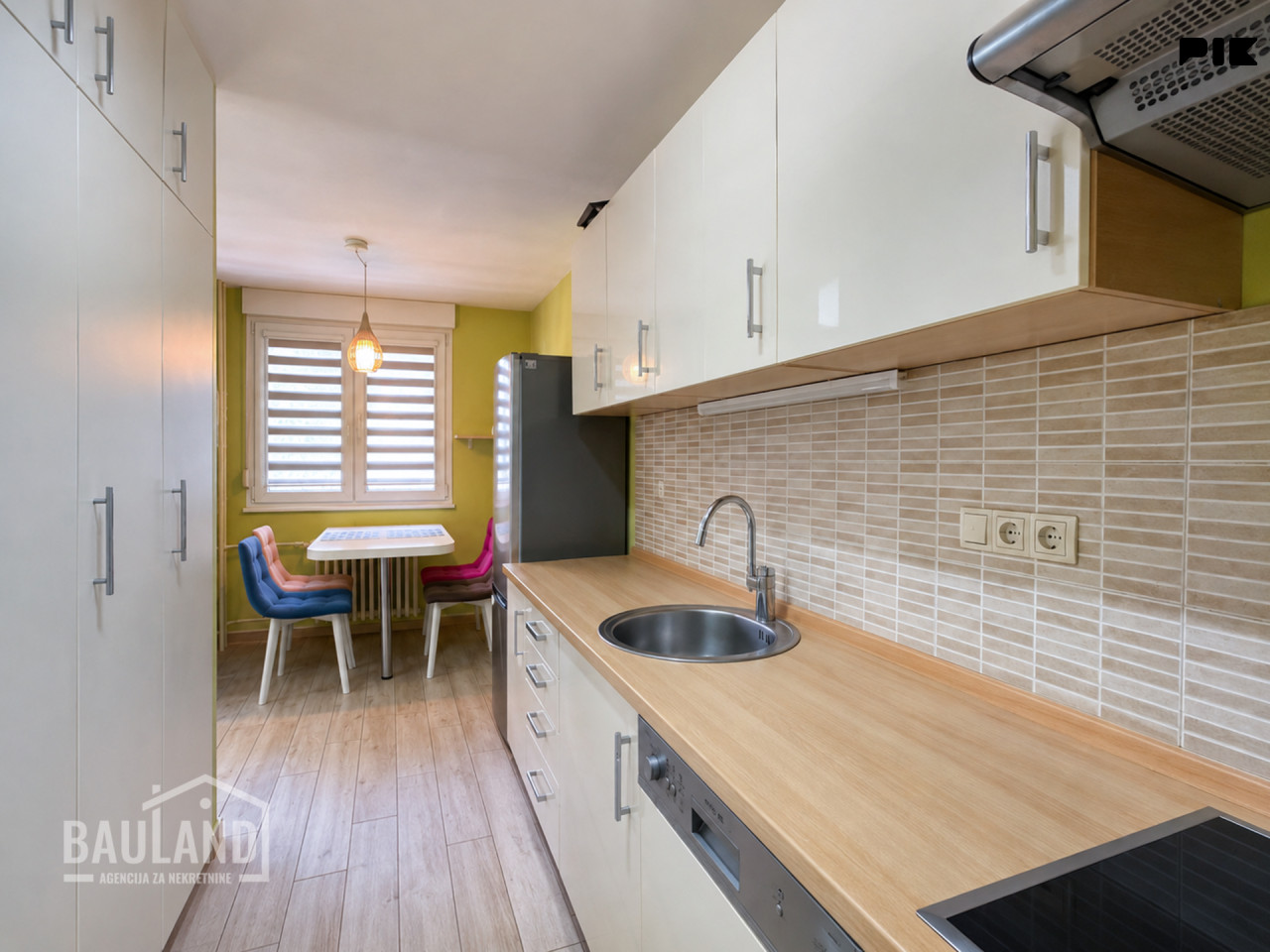 BAULAND/ Trosoban stan 70m2/ Pejton Ilidža photo 5