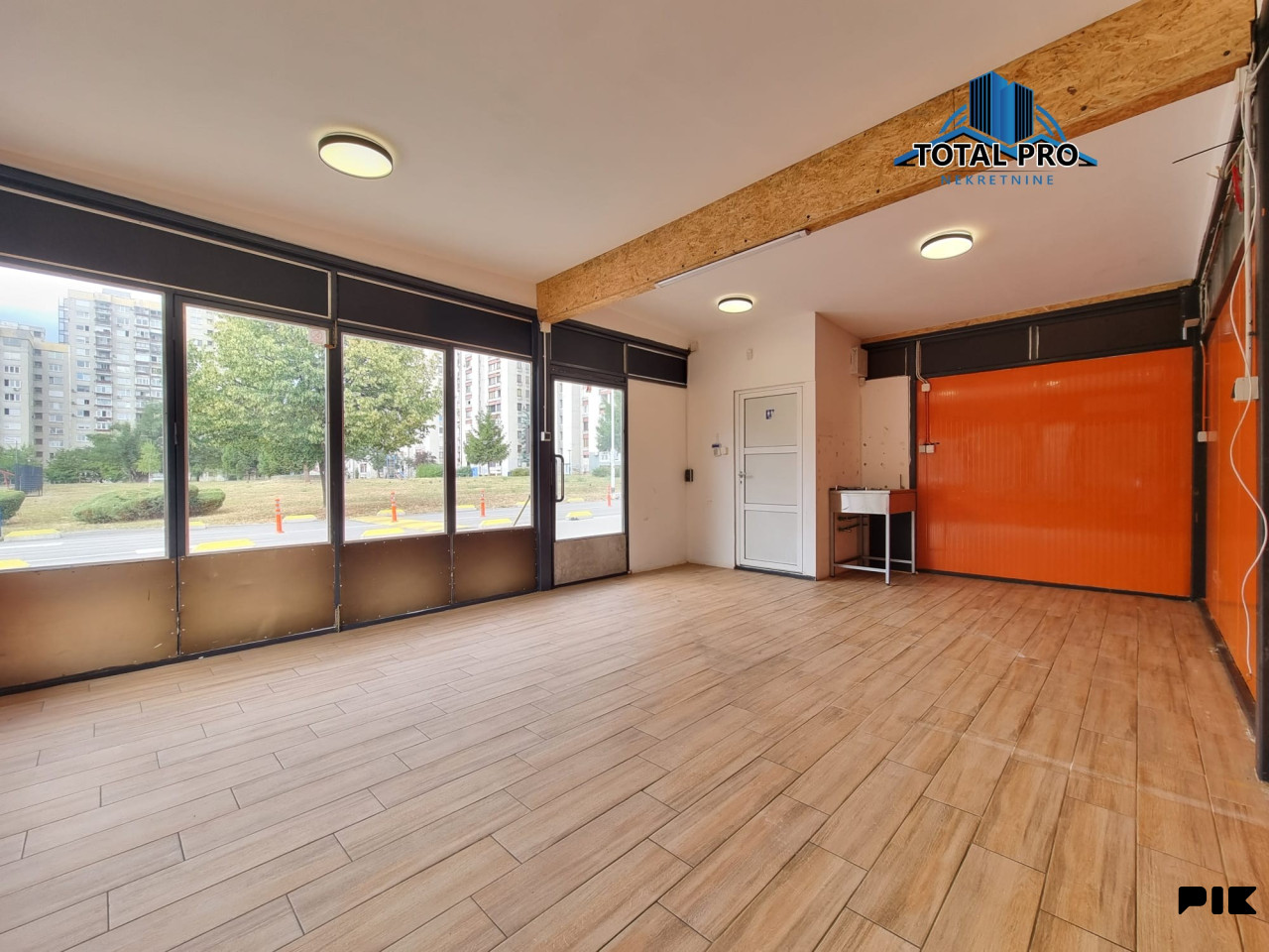 TOTAL PRO/ Poslovni prostor 31,5 m2 / Alipašino Polje B faza 2