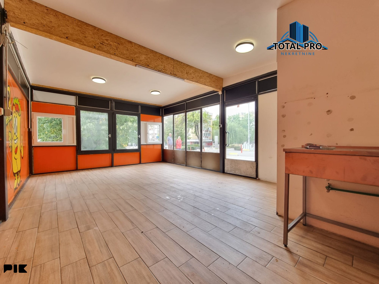 TOTAL PRO/ Poslovni prostor 31,5 m2 / Alipašino Polje B faza 3
