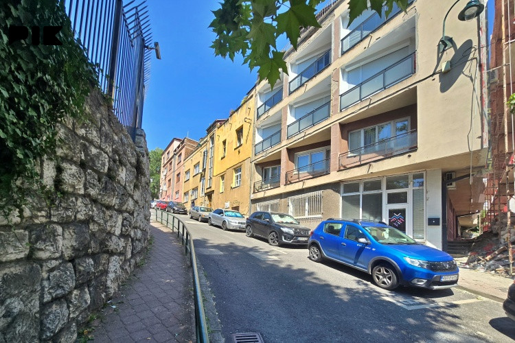 Opremljen poslovni prostor, Buka, Dalmatinska, Centar 2