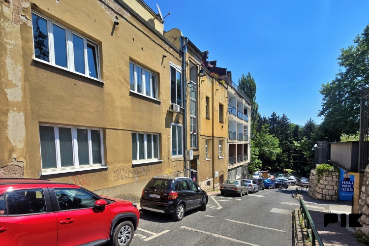 Opremljen poslovni prostor, Buka, Dalmatinska, Centar 4