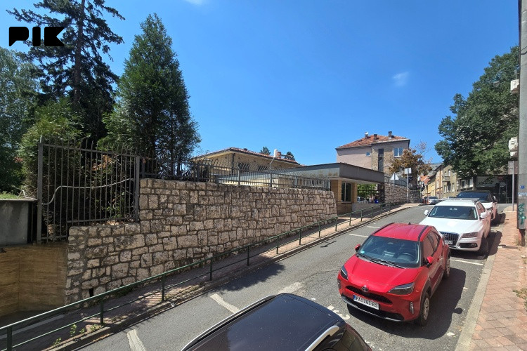 Opremljen poslovni prostor, Buka, Dalmatinska, Centar 17