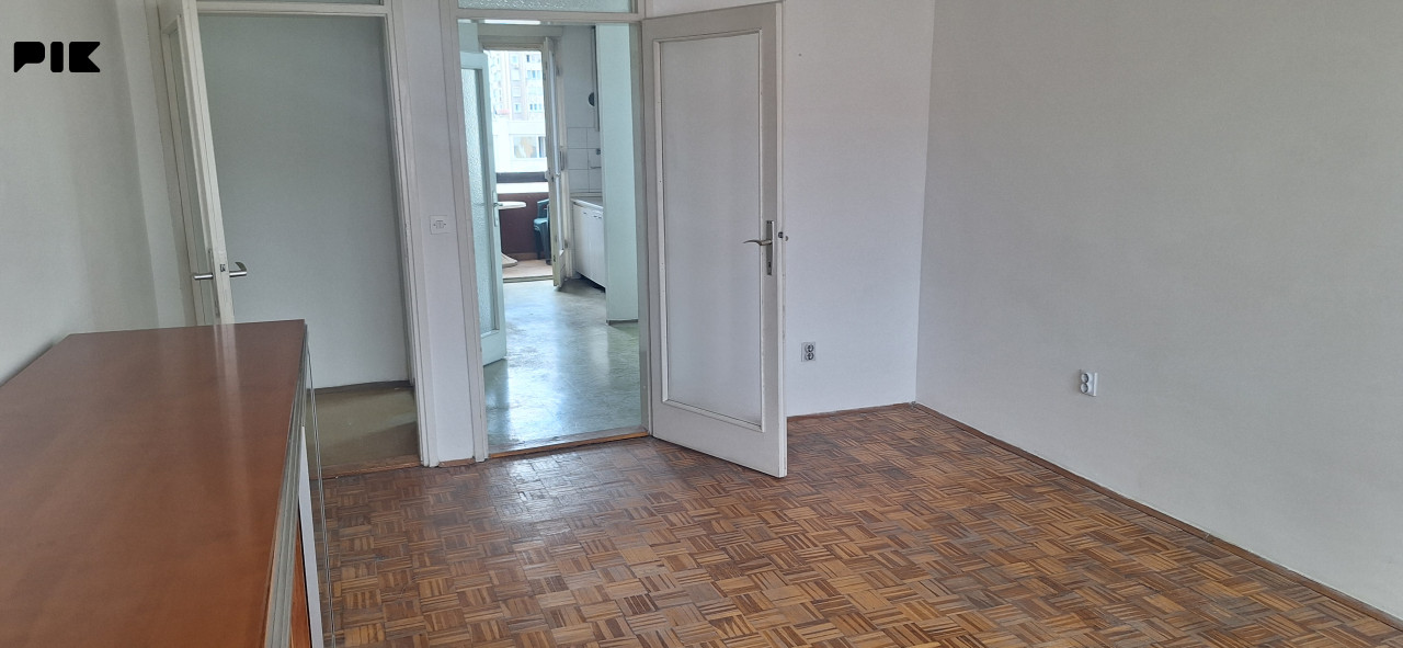 Prodaja Stan Hrasno trosoban 71m2 + lodja i dvije terase(18m2) 8