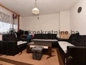 LUKAVAC-CENTAR! Adaptiran stan niže spratnosti površine 39 m2 photo 4