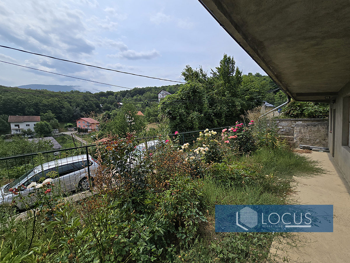 LOCUS: Kuća i dvorište, Miševići 6