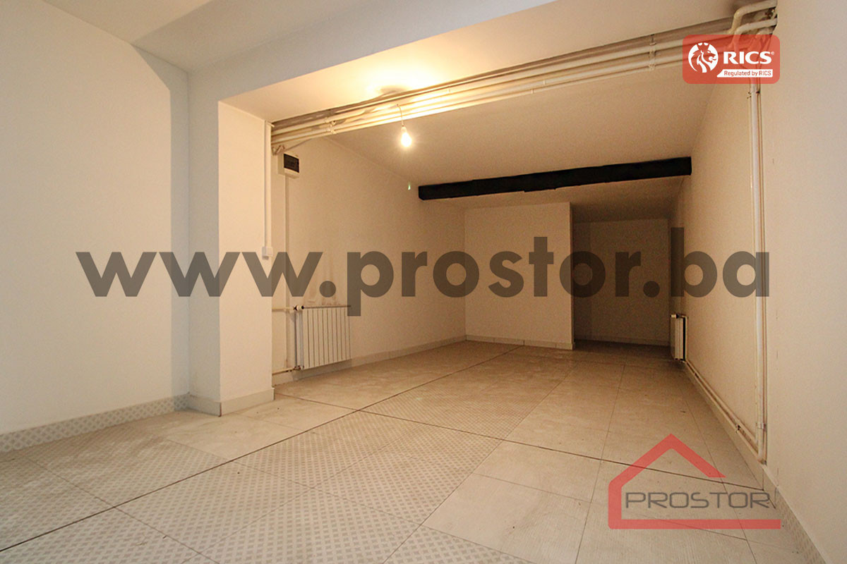 PROSTOR izdaje: Poslovni prostor, 45m2, Stup 3