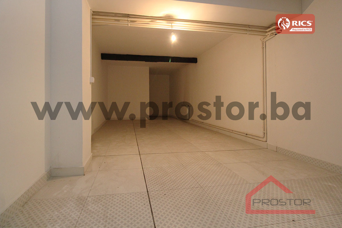PROSTOR izdaje: Poslovni prostor, 45m2, Stup 5