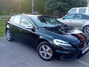 Volvo V40 2018