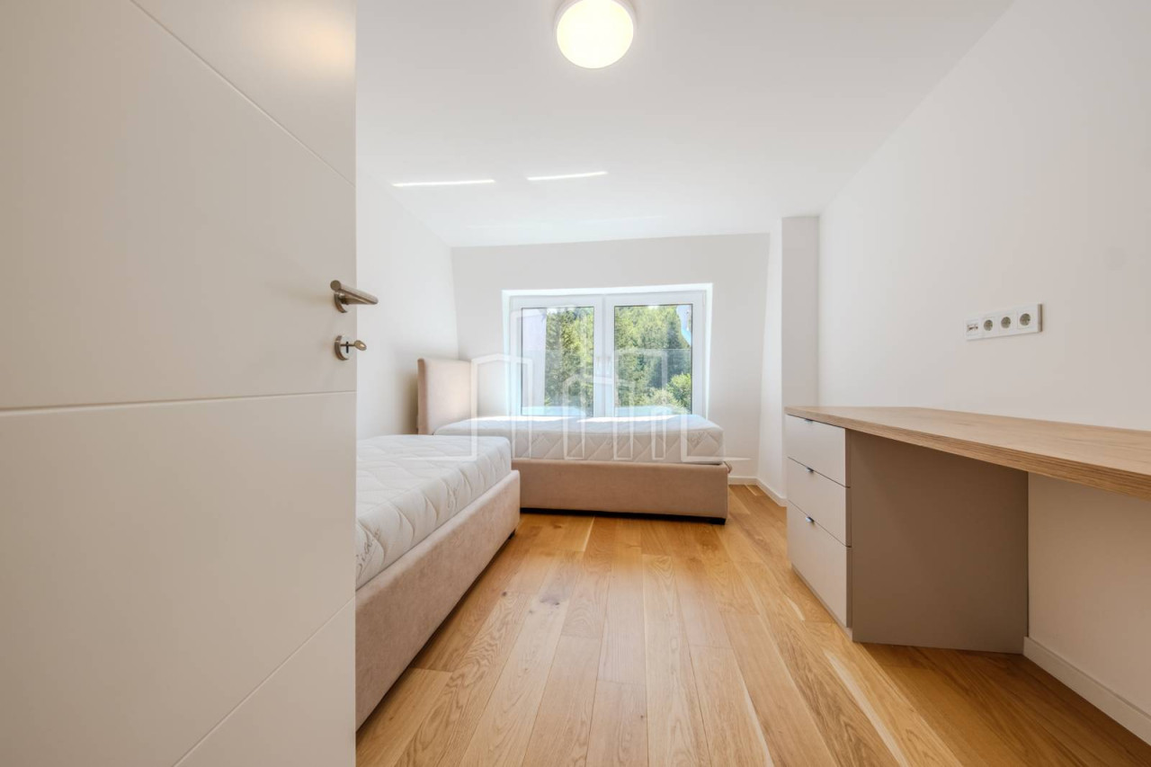 Prodaja nov opremljen dvoetažni apartman na Bjelašnici 11