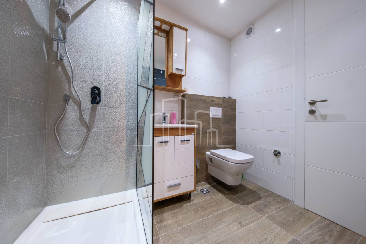 Prodaja nov opremljen dvoetažni apartman na Bjelašnici 15