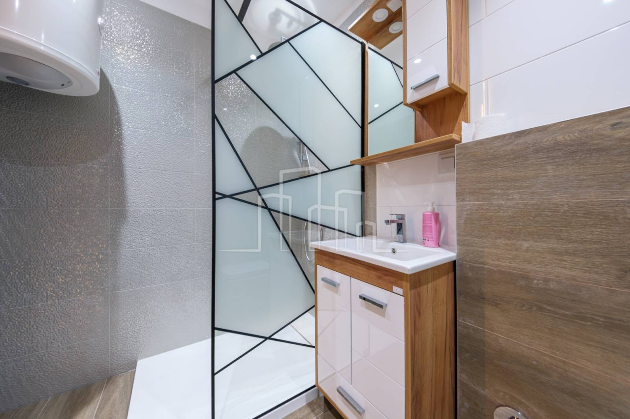 Prodaja nov opremljen dvoetažni apartman na Bjelašnici 16