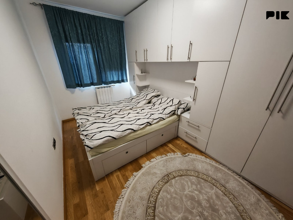 Stan na dan Bulevar Stup sa garažom 3