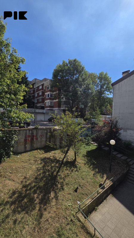 Trosoban stan odličnog rasporeda, Centar, Koševsko brdo! 17