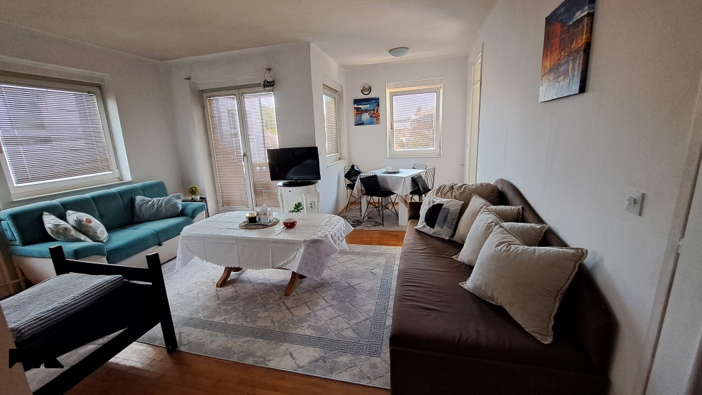Stanovi i apartmani Pale 3