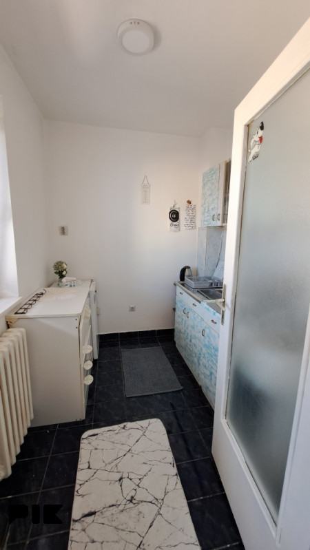 Stanovi i apartmani Pale 5