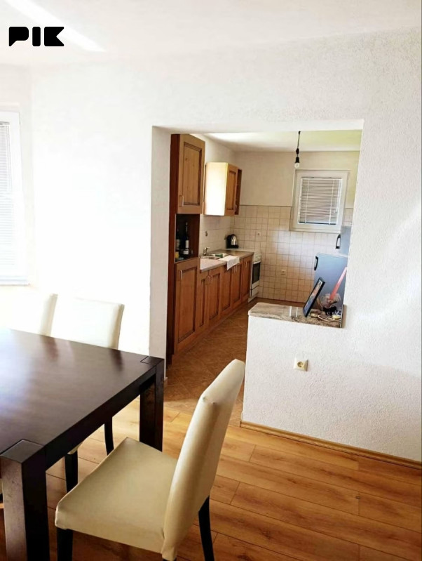 Kuća Živinice 4